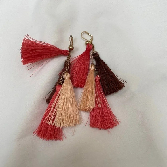 Fringe Earrings *free with bundle purchase - Picture 1 of 1